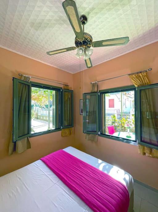 Villa Simotas 4 Four Poros  Luaran gambar
